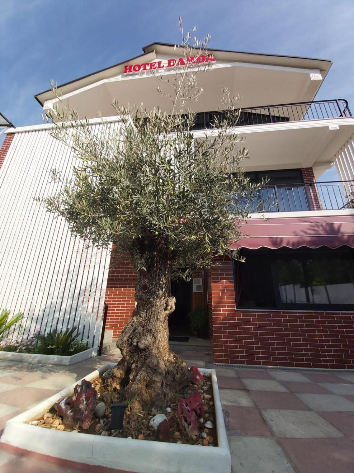 Hotel Darda Kamez Exterior photo